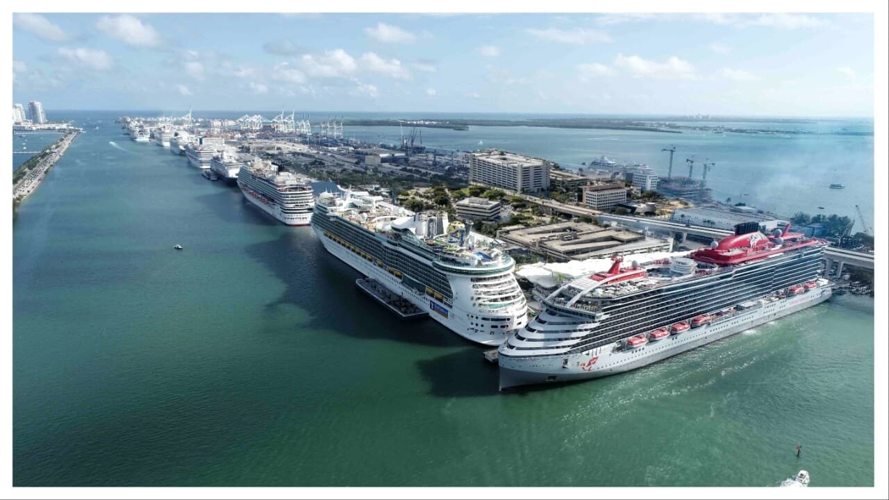 Map showing 501 First Rent near Downtown Miami and PortMiami cruise terminals.